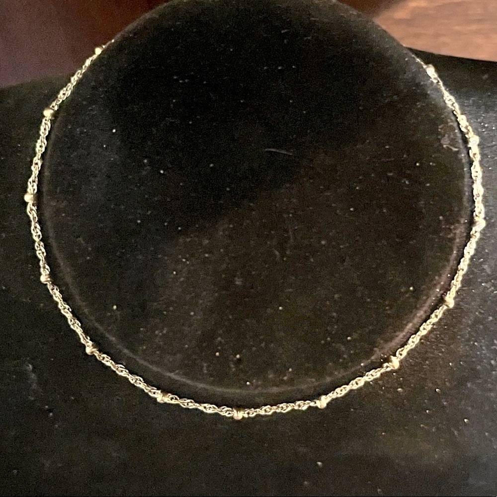 Simple Elegant Silver Anklet - Picture 3 of 4